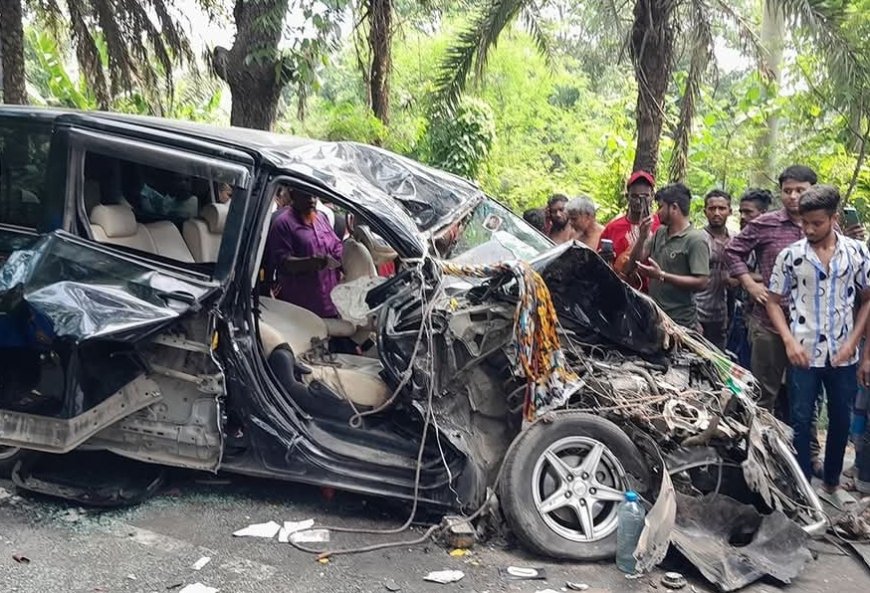 ভাঙ্গা-বরিশাল মহাসড়কে বাস-মাইক্রোবাসের সংঘর্ষে শিশুসহ আহত হয়েছে ১০ জন
